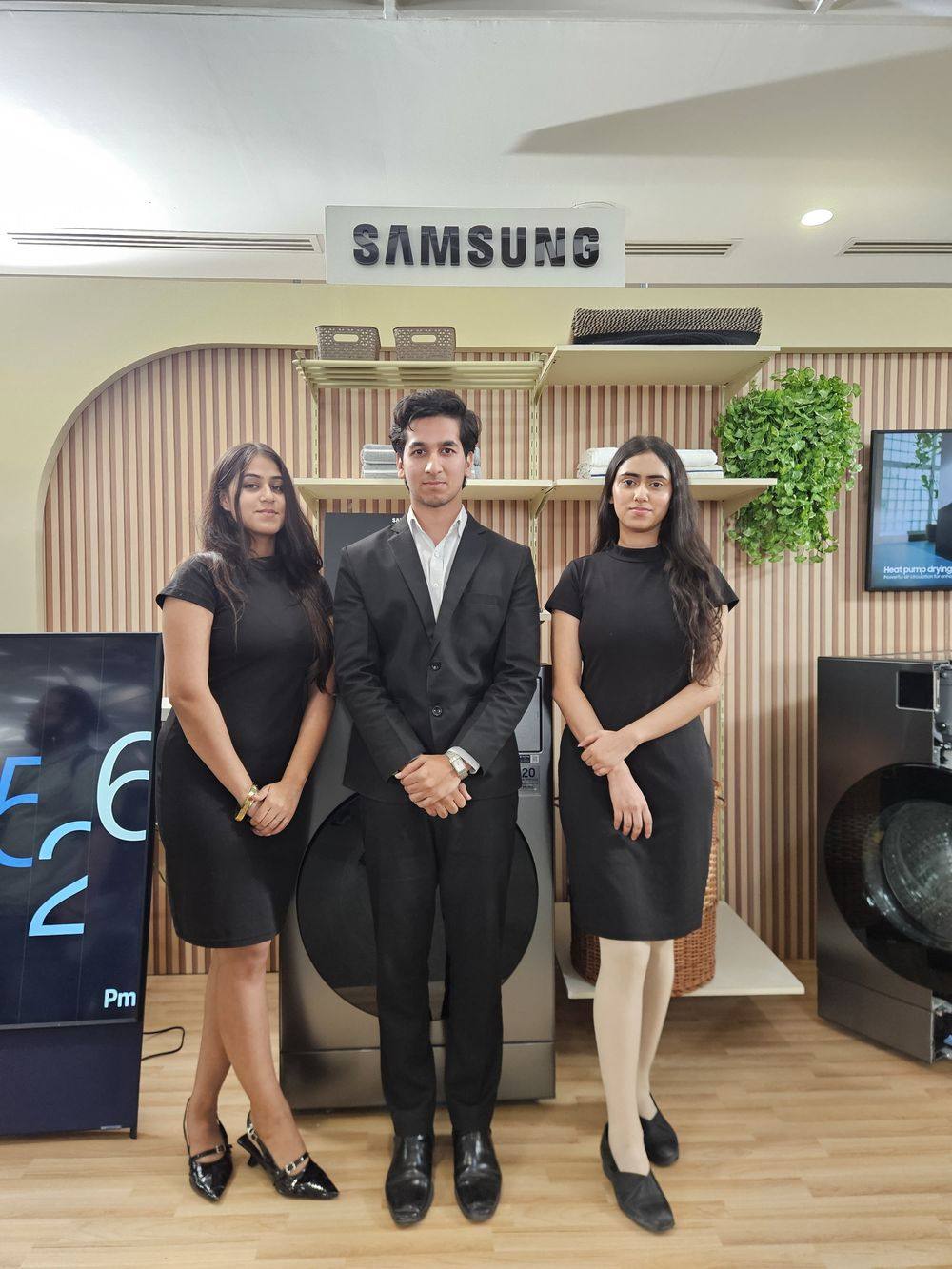 Samsung in-store showcase hospitality crew